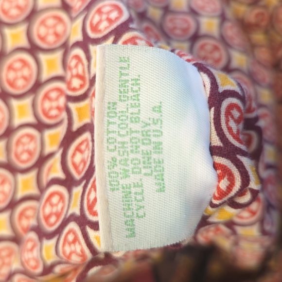 Vera Bradley Medallion Snap Closure Tote - Picture 6 of 7